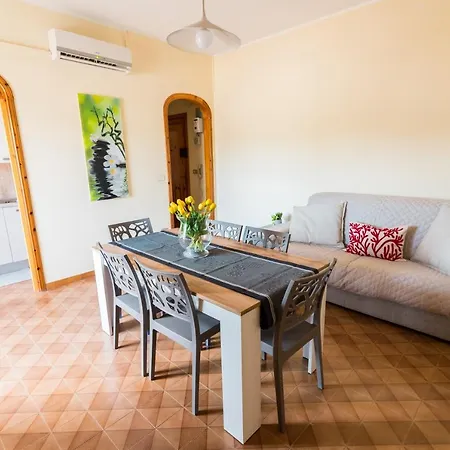 Via Dante Apartment *